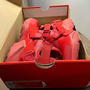 Nike Kids Huarache City Red Sneakers